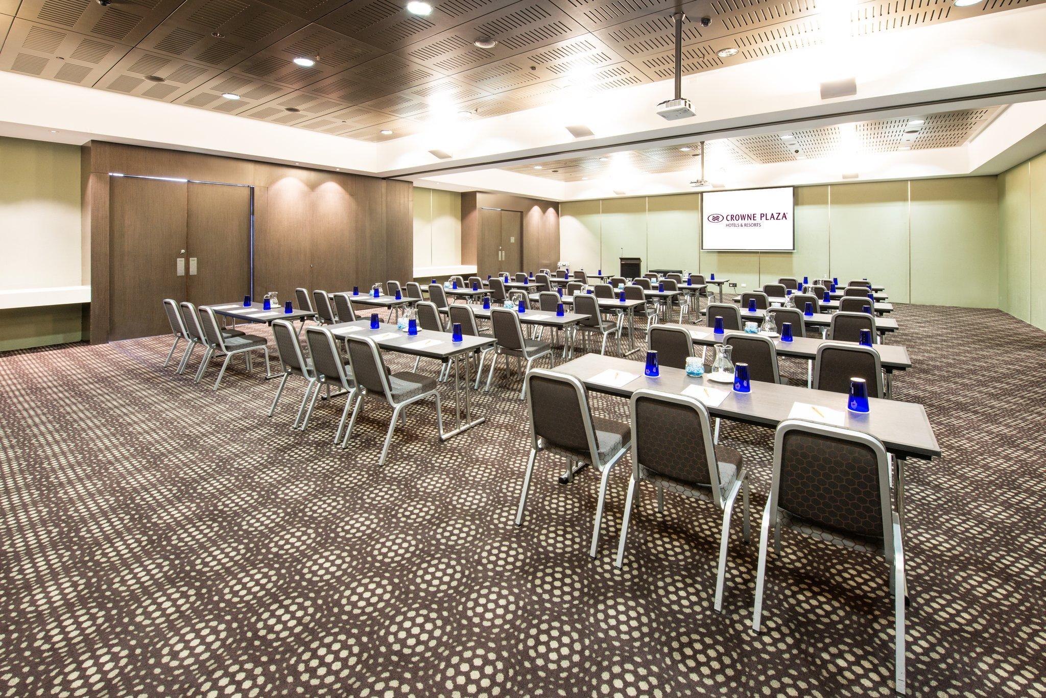 Hotel Pullman Adelaida Exterior foto Meeting room