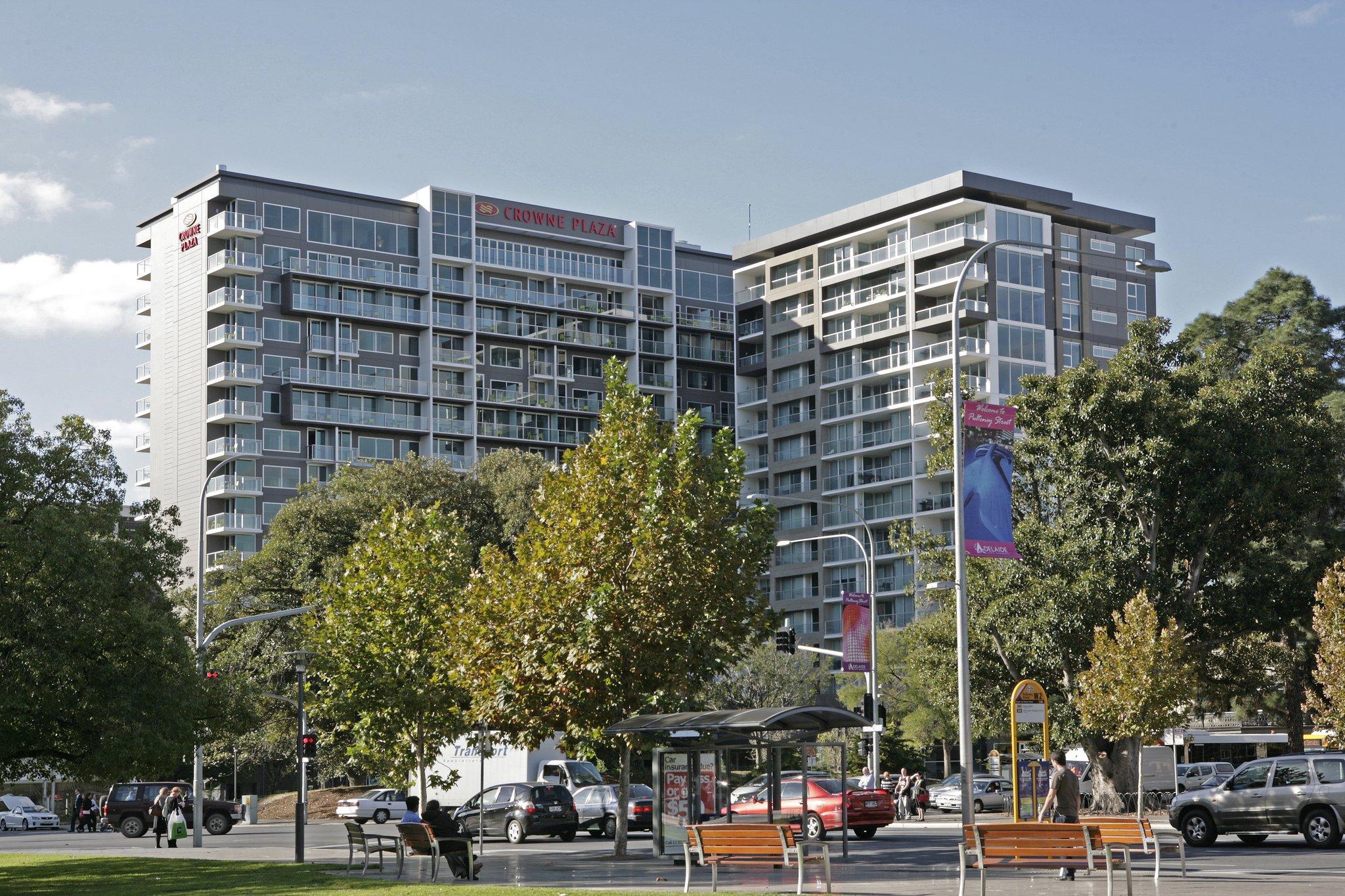 Hotel Pullman Adelaida Exterior foto The hotel in 2012