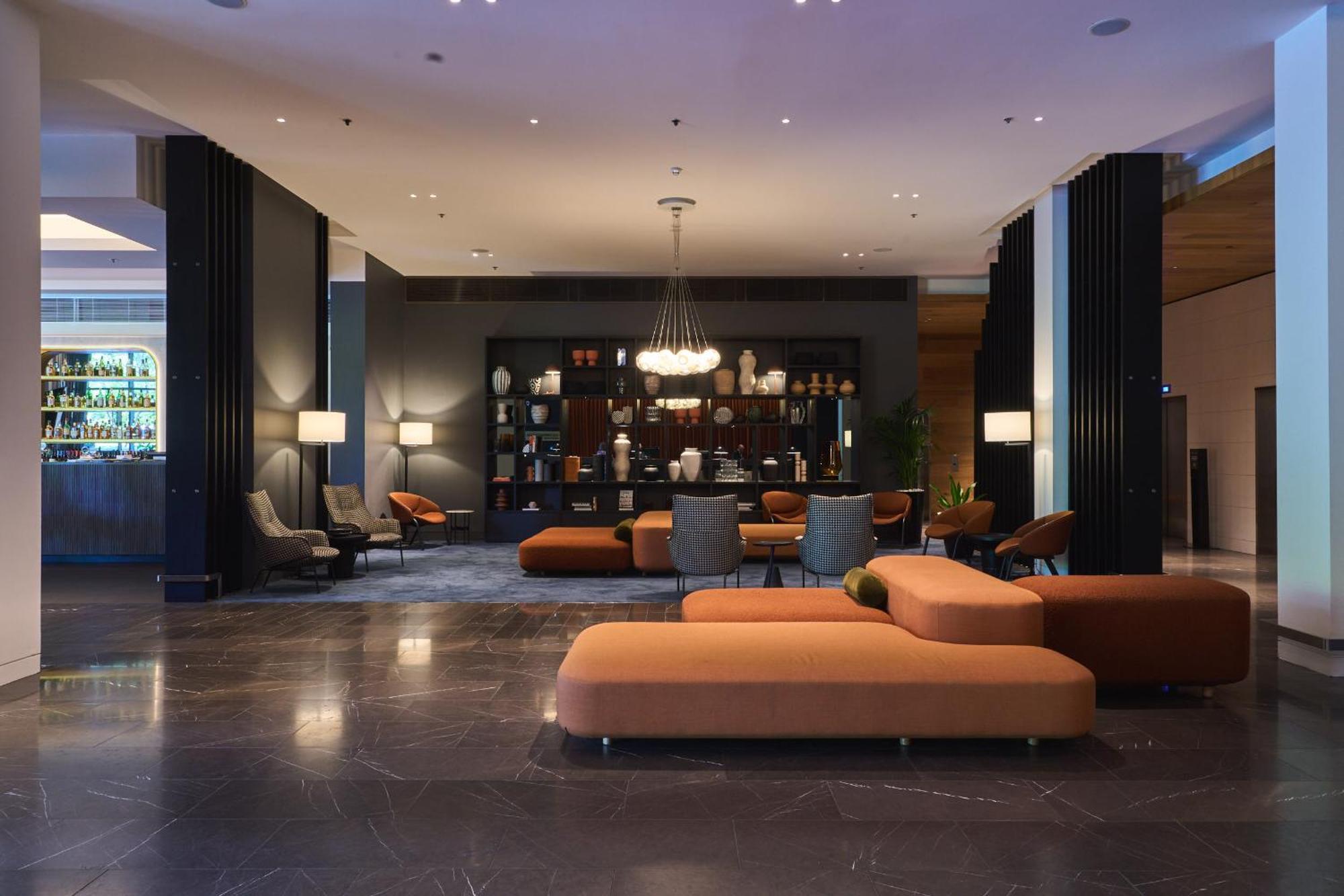 Hotel Pullman Adelaida Exterior foto Lobby