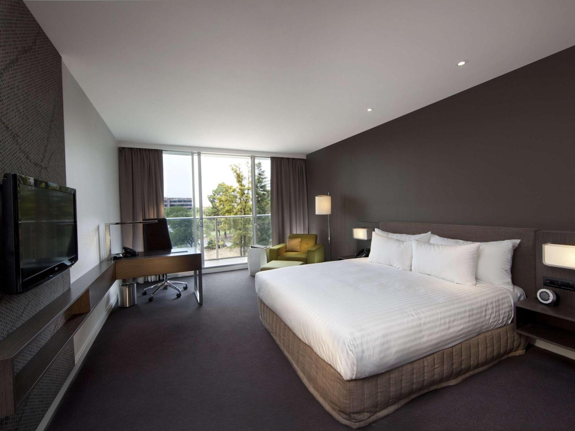 Hotel Pullman Adelaida Exterior foto A room at the hotel